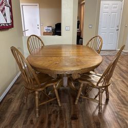 Dining Table And 4 Chairs.
