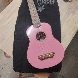 Ukulele - Hola Pink With Bag