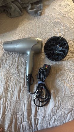Blow dryer
