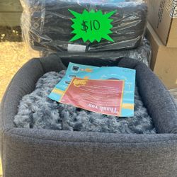 Cat/Dog Bed