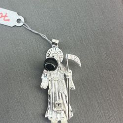 925 Sterling Silver Santa Muerte Pendant 11.16grams I -455 