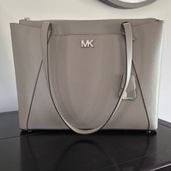 Large Michael Kors Tote