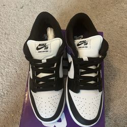Nike SB Dunk Low Court Purple 