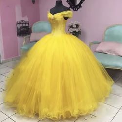 Brand new dress, hostess ,party,vocal performance costume, wedding dress. Adjustable back straps, suitable for sizes 2-6 (XS--XXL)