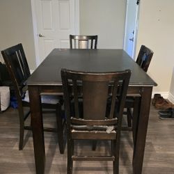 Free Large Black Wood Table