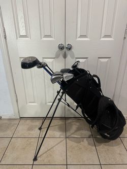 Mens right hand golf club set