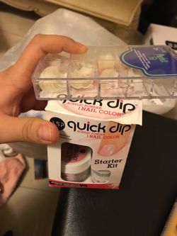 Nail dip powder