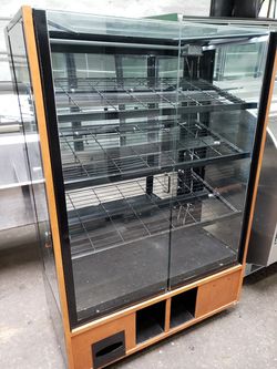 4 feet bagel display