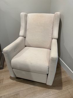 Crate & Barrel Babyletto Kiwi Power Recliner Beige Fabric