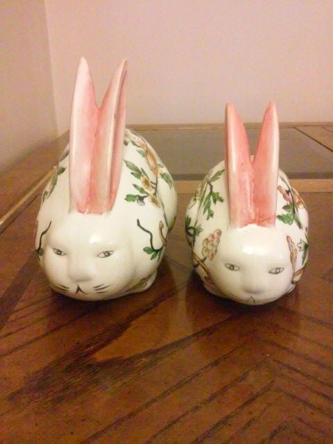 Chinese Hand Painted Porcelain Rabbit Figurine Floral Design ...