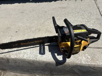 Poulan Pro Chainsaw 20” Good Working Condition Tested Before Buy It. Chain Need Replacement 160$$