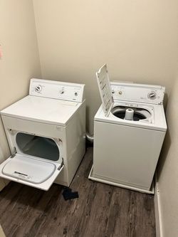 Kenmore Washer and Dryer Set