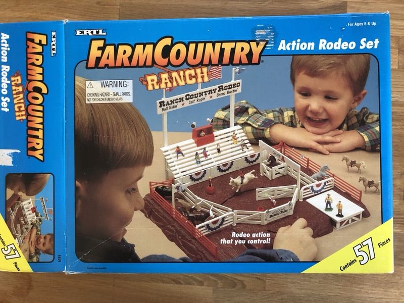 Farm Country Ranch Action Rodeo Set - Ertl