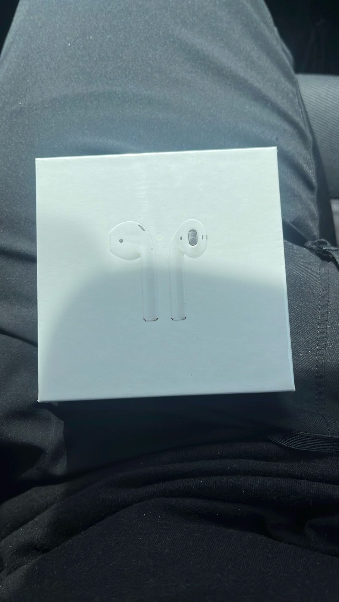 AirPods