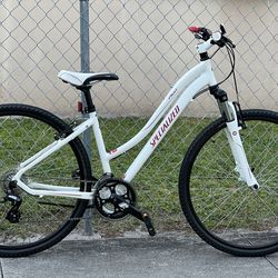 Specialized Mika Hybrid Bike
