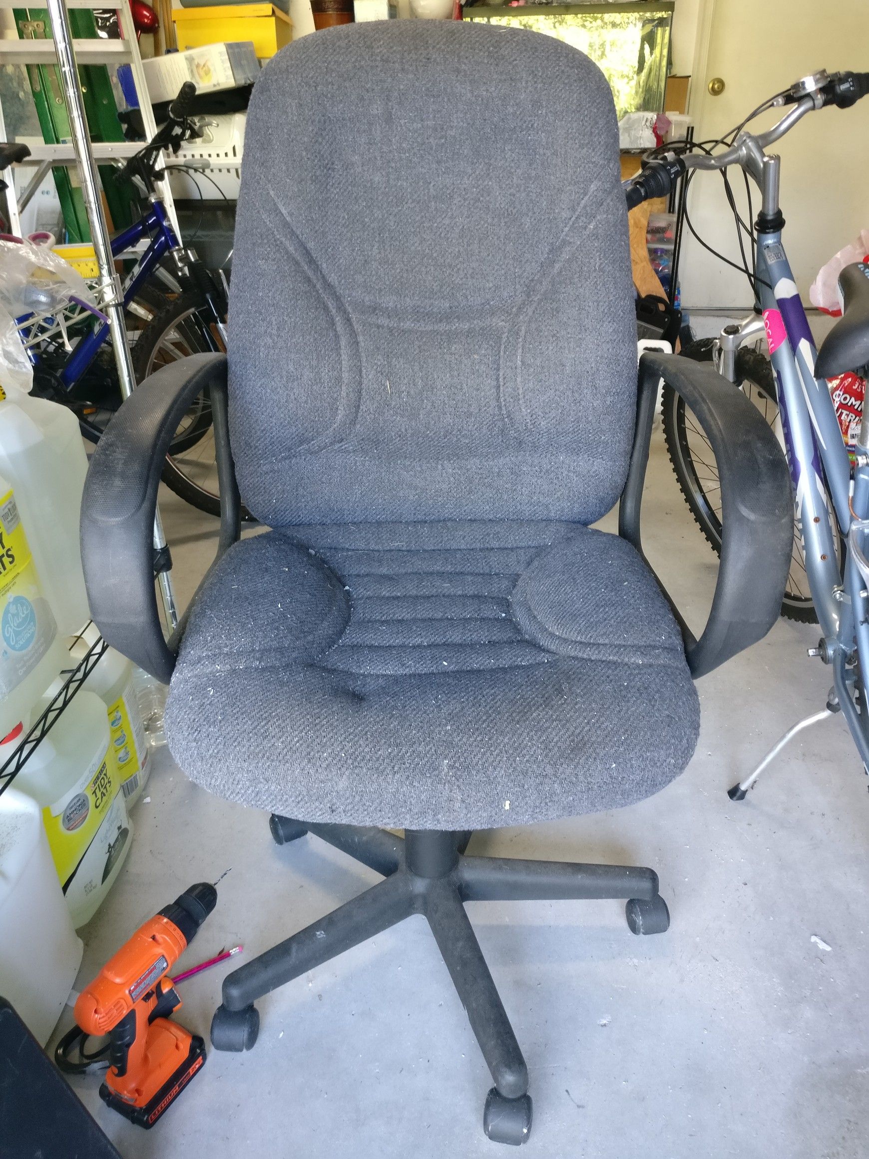 Desk chair