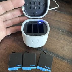 TELESIN  Waterproof Battery Charging Box / Card Reader / Storage Case for  GoPro Hero 5/6/7/8