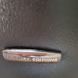 Black Leather NATUZZI couch