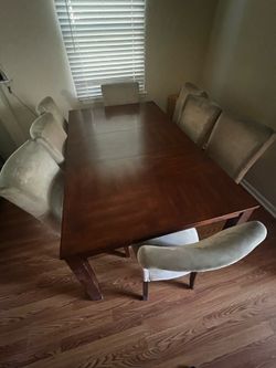 Dinning table