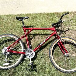 GT Backwoods Mountain Bike Bicycle 
