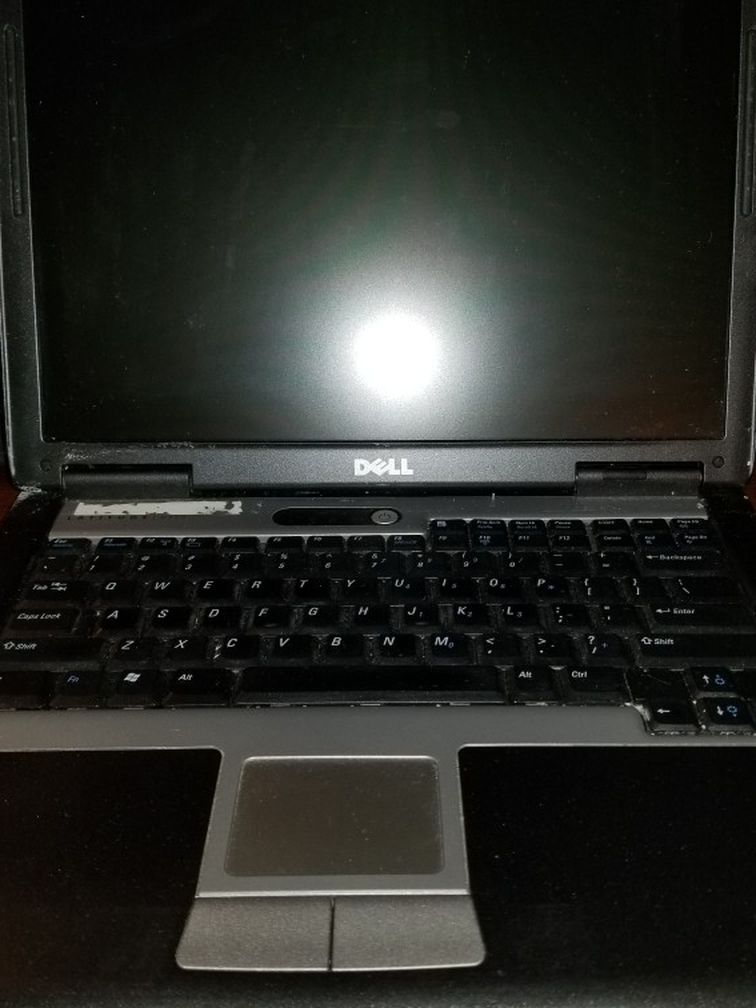 DELL LATITUDE D520 PP17L LAPTOP (PARTS ONLY)