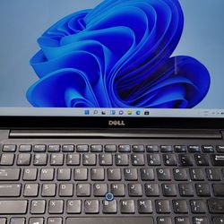 Dell Latitude  Dell Latitude 7480 14 Inch black Skylake Intel Core i7 Touchscreen Business laptop/notebook. 32GB DDR4 SDRAM memory ram 512GB SSD Touch