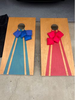 Cornhole set