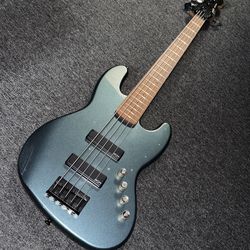 Squire Contemporary Jazz bass (5 String)