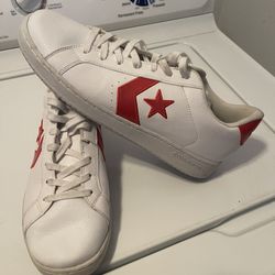 CONVERSE SIZE 11 