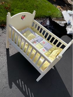 American Girl Bitty Baby Crib with Bedding