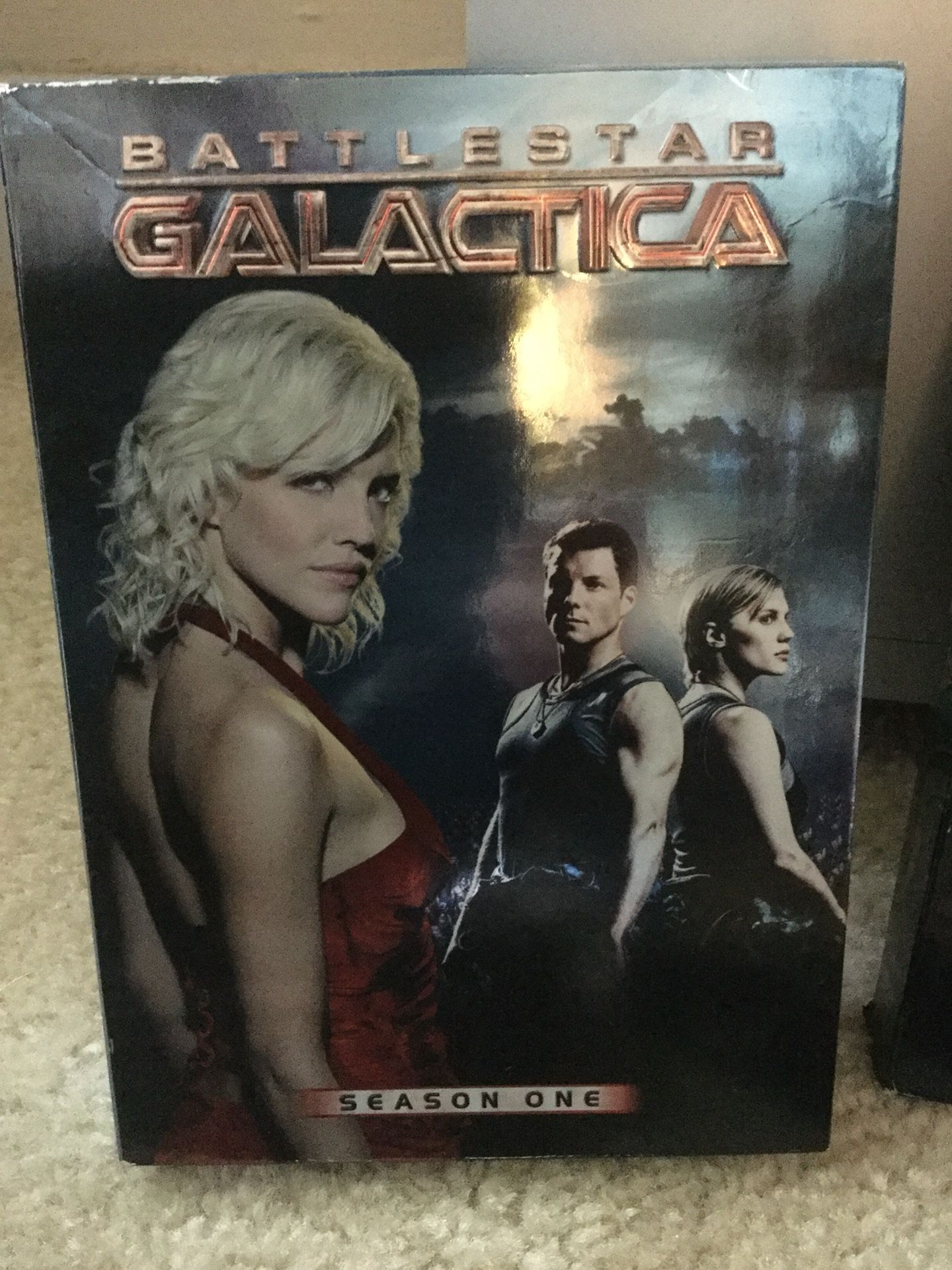 I have the complete Seasons for Battlestar Galactica from Season 1 -Season 4.5 😎👍🍿. 📀📀📀📀📀 🎥