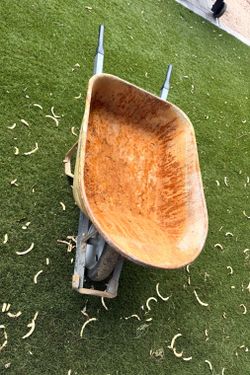 Wheel Barrow - Solid Tire