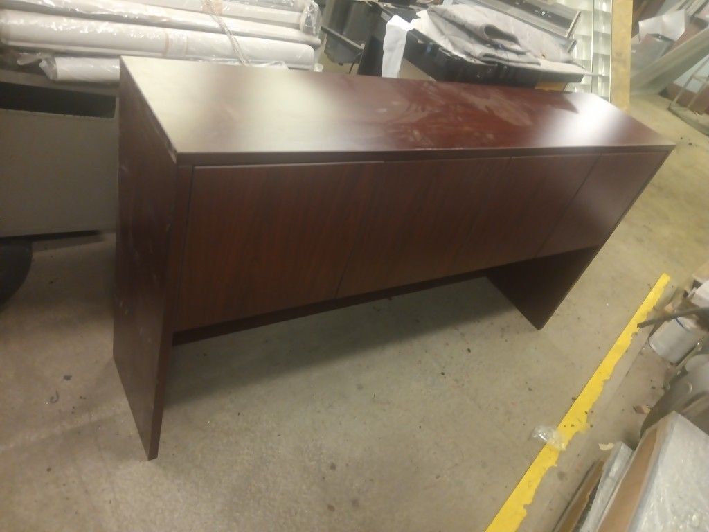 Burghandii Stand Drawer