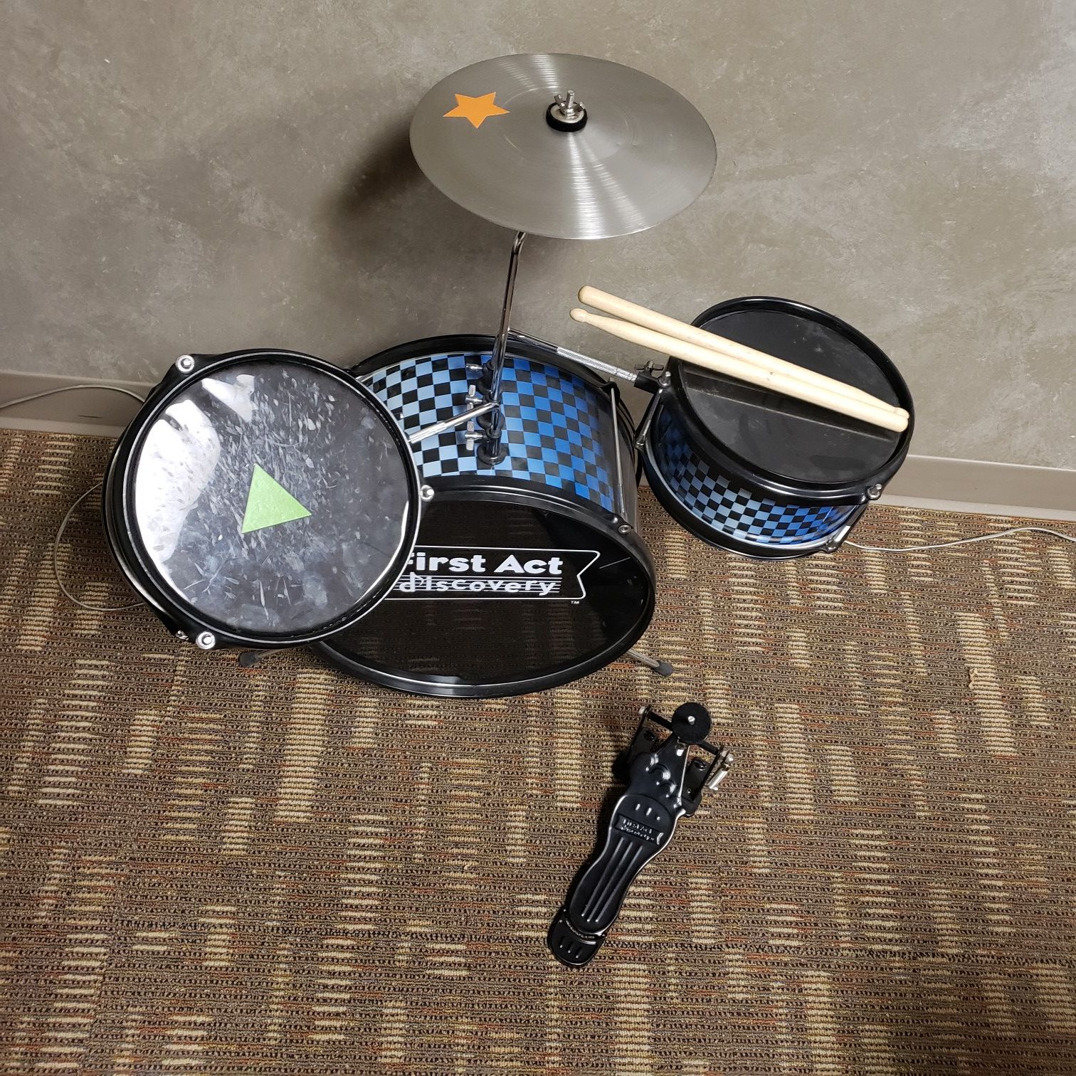 First Discovery Drum set