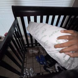 Baby Crib – Lightly Used, Fully Loved 🍼