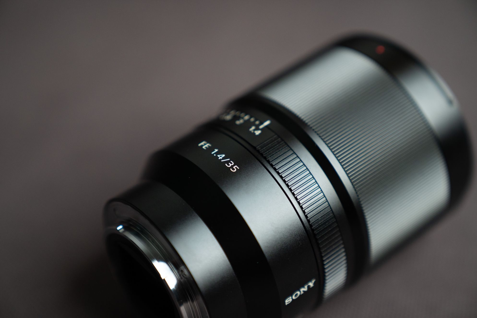 Sony Distagon FE 35mm F1.4 ZA Full-frame Standard Prime ZEISS Lens