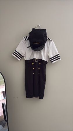 Women’s pilot costume