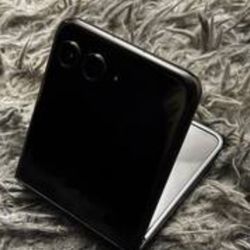 Motorola Razr+ 5G 256GB