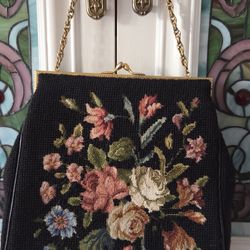 Vintage Needlepoint Purse, 10 x9"