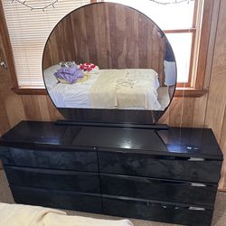 3 Piece Bedroom Set - Dresser, Bedside Table & Wardrobe 
