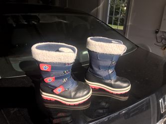 Paw patrol snow boots- size 11
