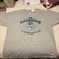 Levi’s Vinatge 2003 Florida marlins XXL Gray Tshirt 
