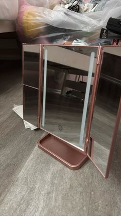 Mirror 