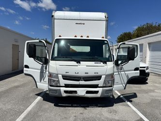 2015 Mitsubishi fuso