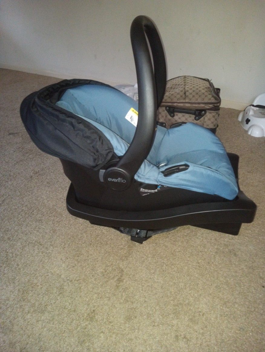 Car seat MUST GO