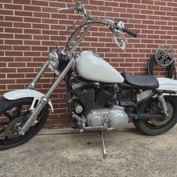 2000 Harley Sportster 883 – Project Bike – Wideglide Front End