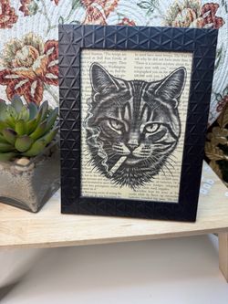smoking Cat pic Actually frame is 8 1/2 x 6 1/2 Image 5x7 frame is sturdy plastic and glass