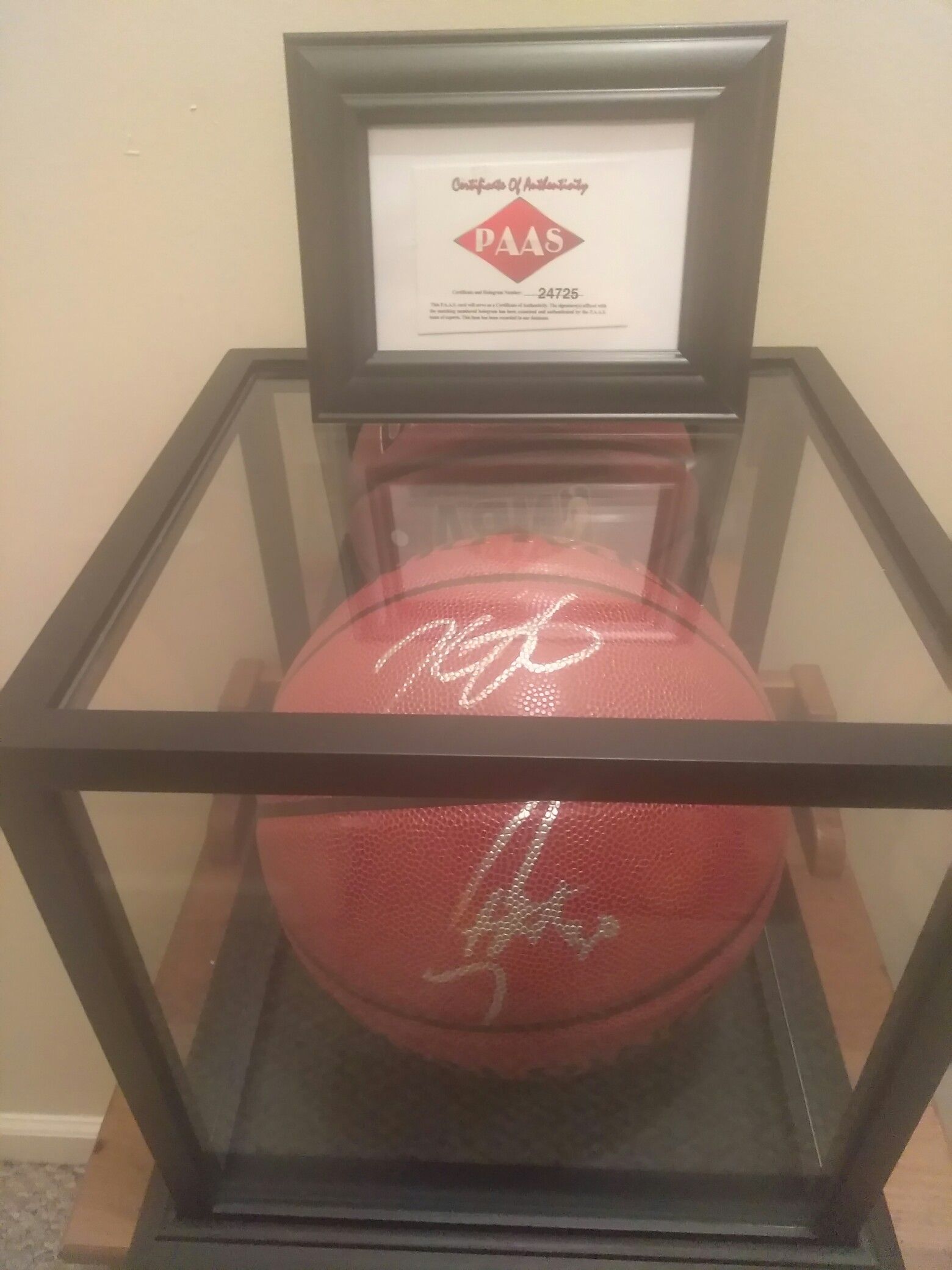 Authentic hand signed Stephen Curry and Kevin derant Spalding basketball in mirrored display case with certificate of authenticity