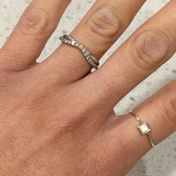 1/4 Ct White Gold Twisted Band 