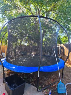 12' trampoline